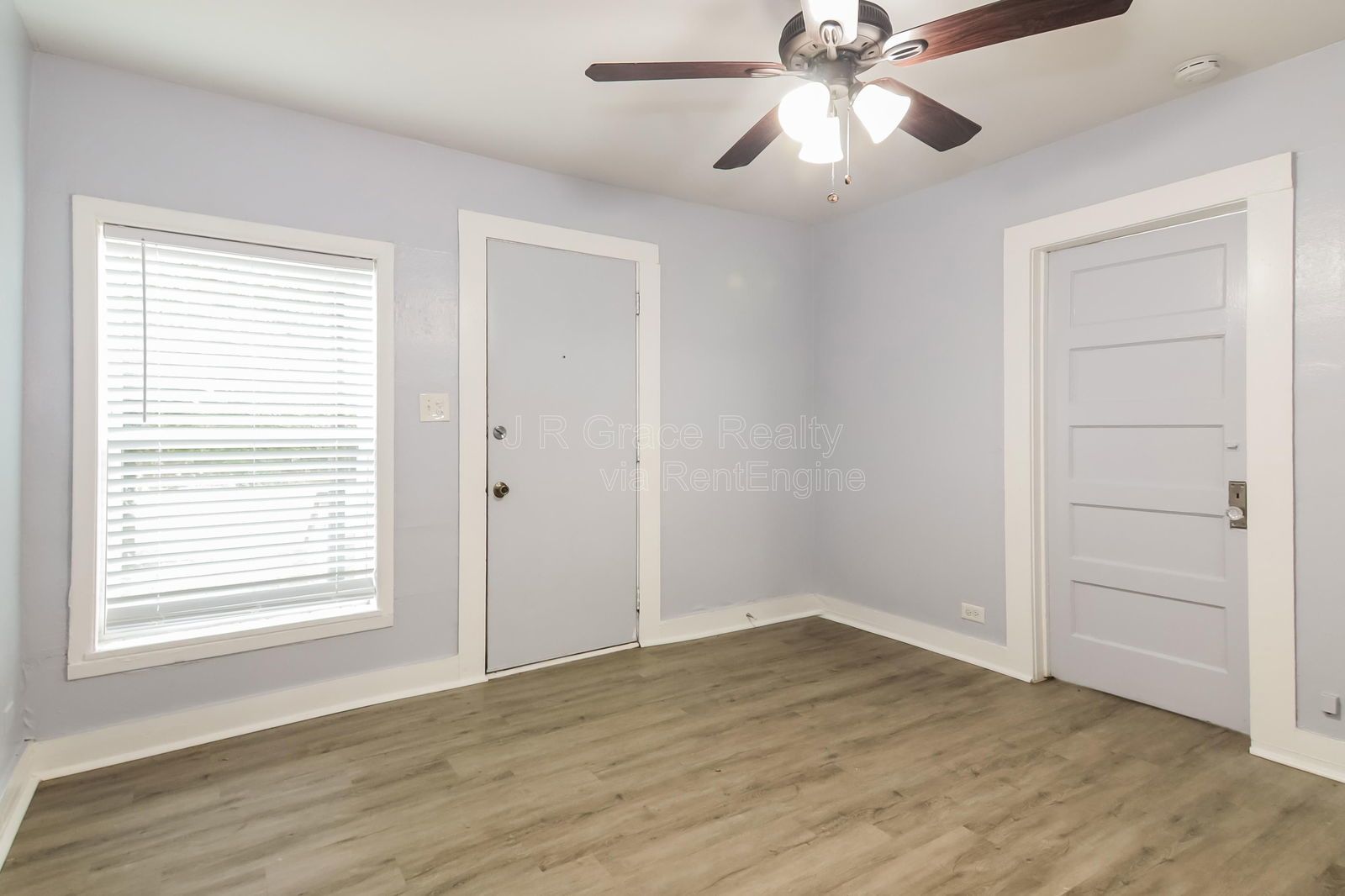 724RRF property image