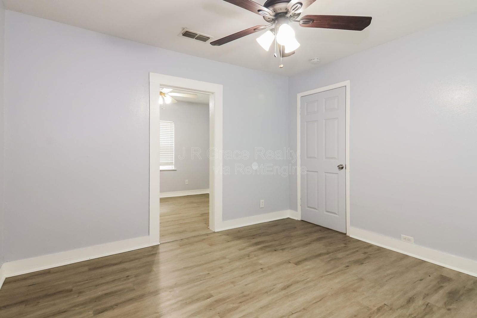 724RRF property image