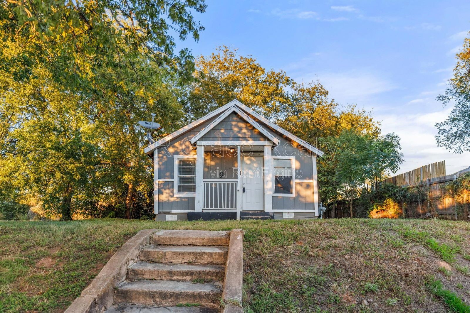 515 Lee property image