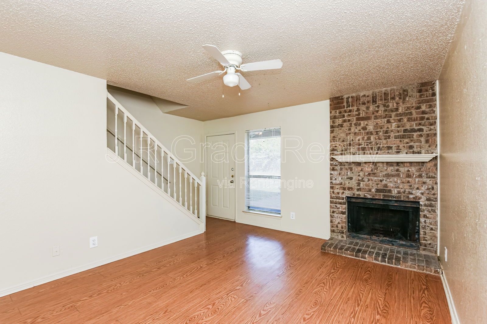 5919 Shadydell property image