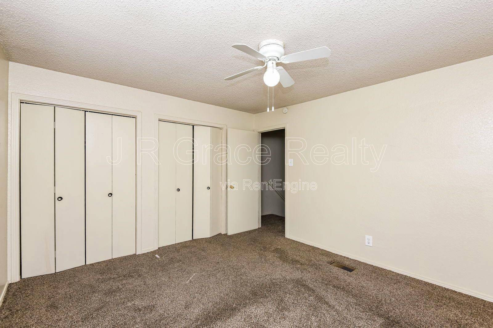 5919 Shadydell property image