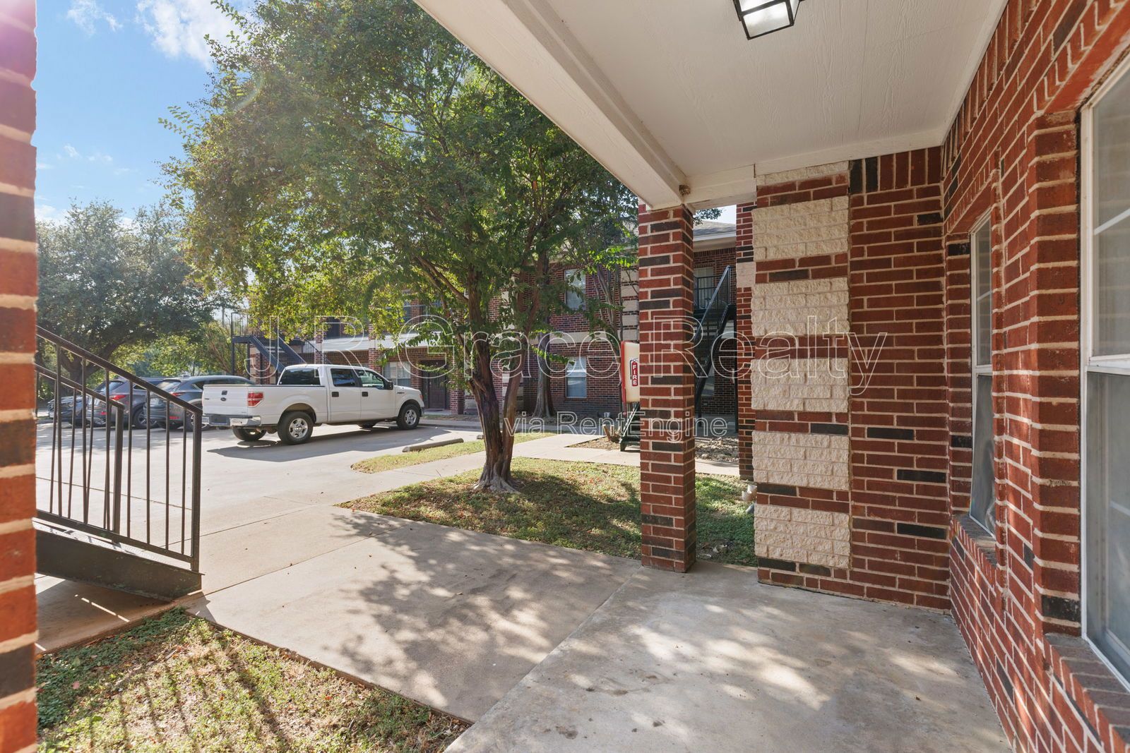 1521  Bagby  #F property image