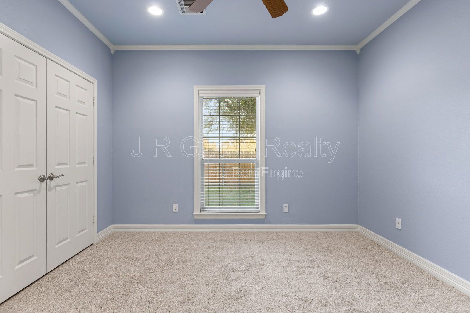 1405 Gunnison property image