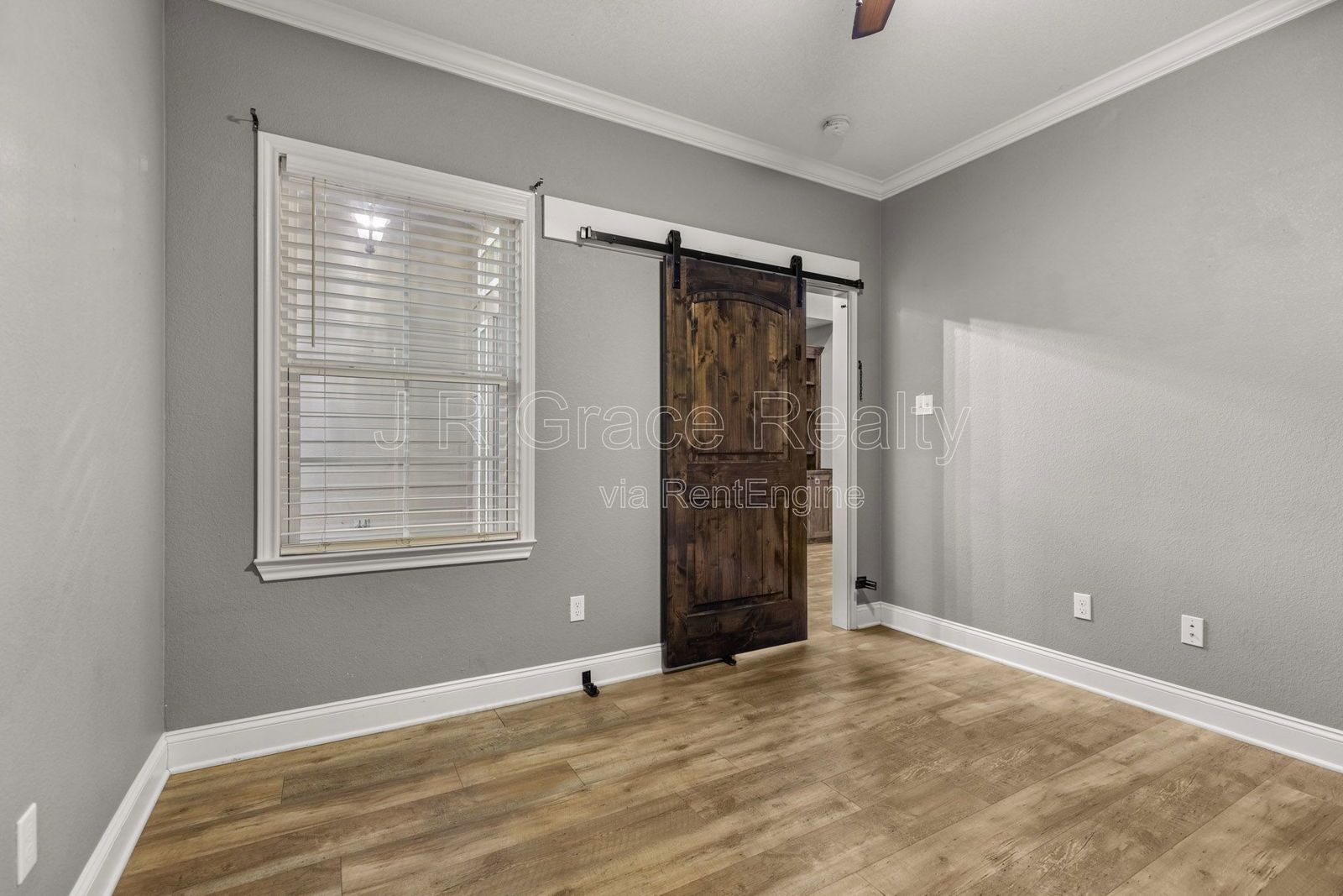 19 N Shore Circle property image