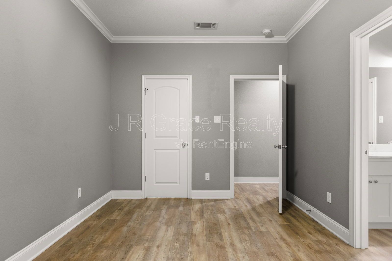 19 N Shore Circle property image