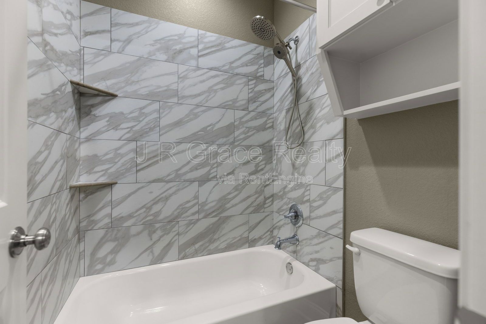 19 N Shore Circle property image