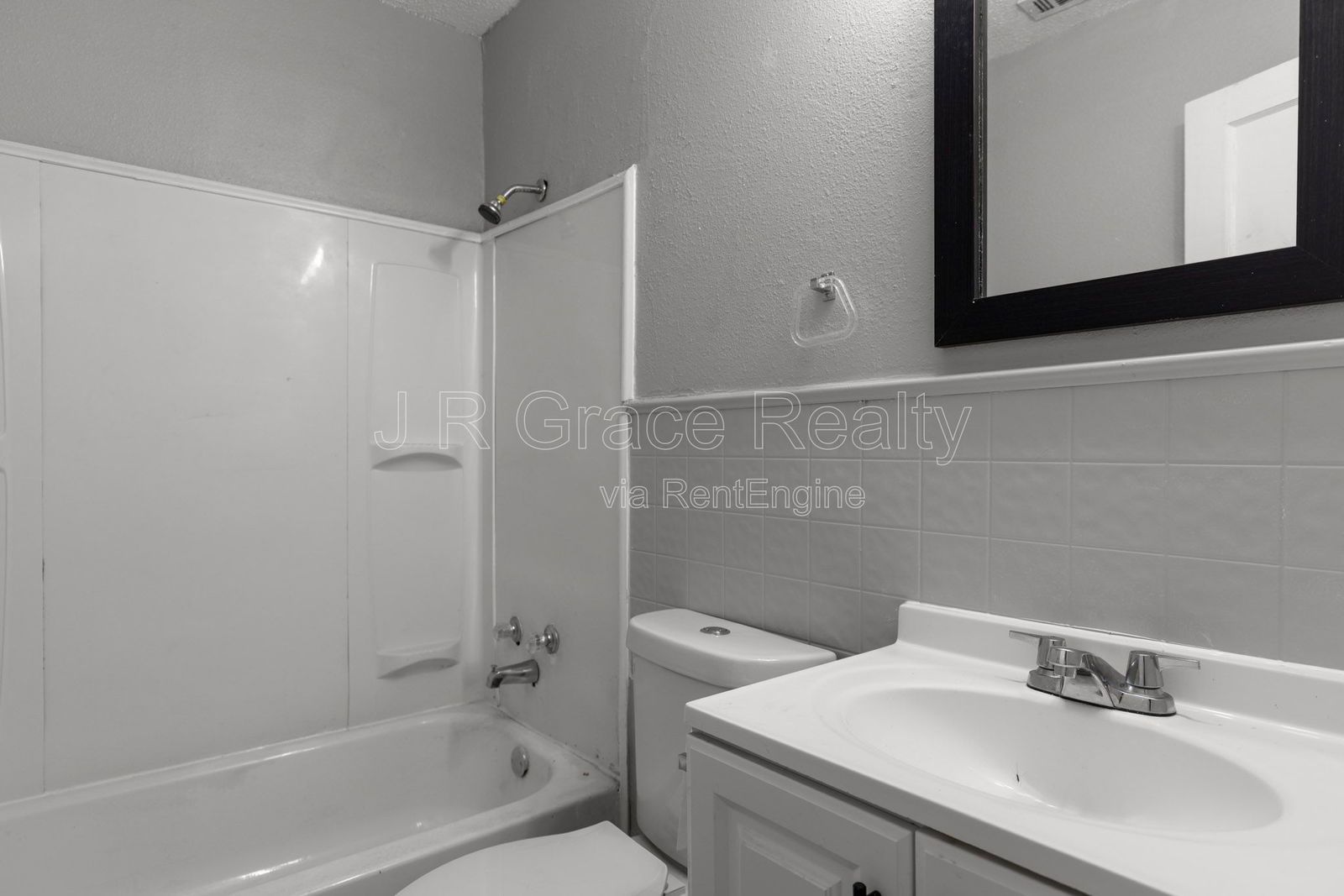 3905 Hay property image