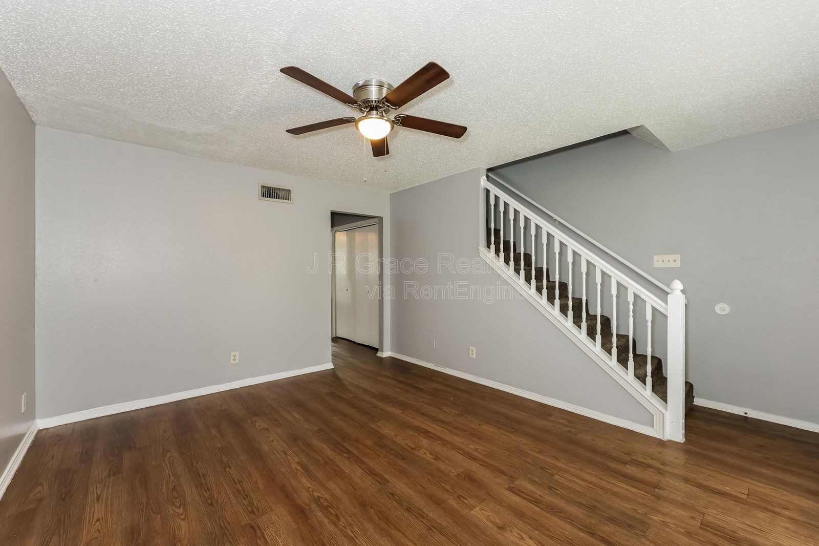 5927Shadydell property image