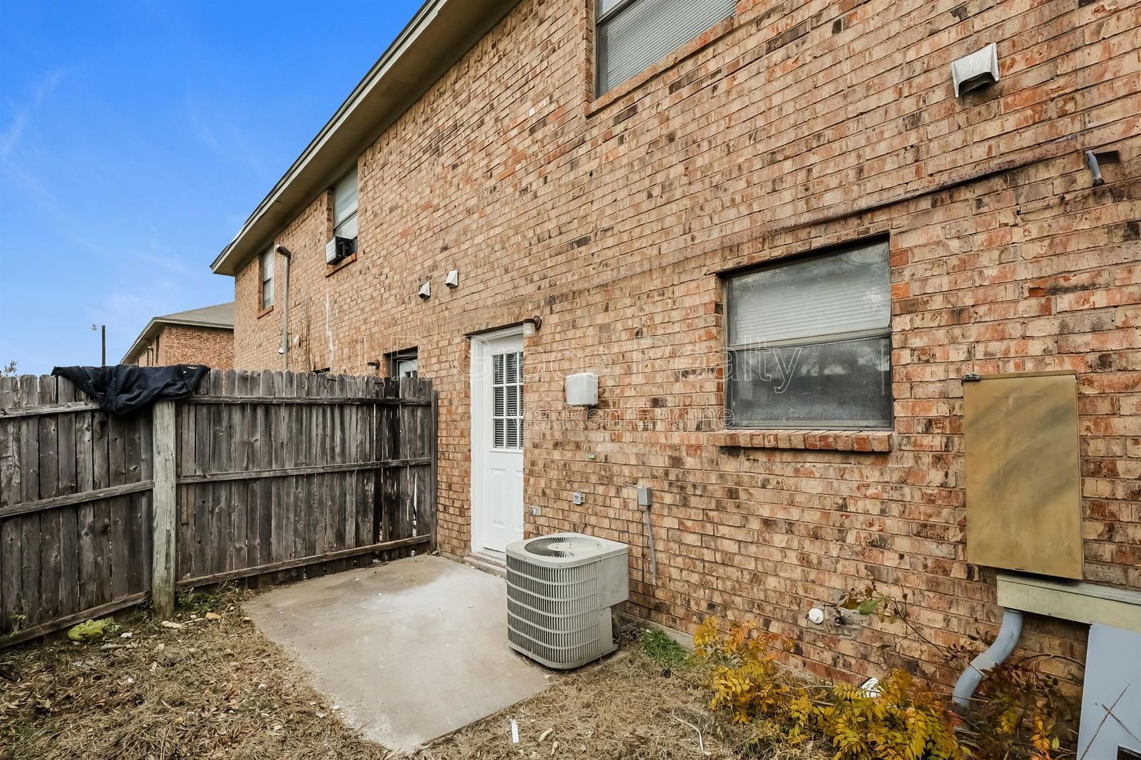 5927Shadydell property image