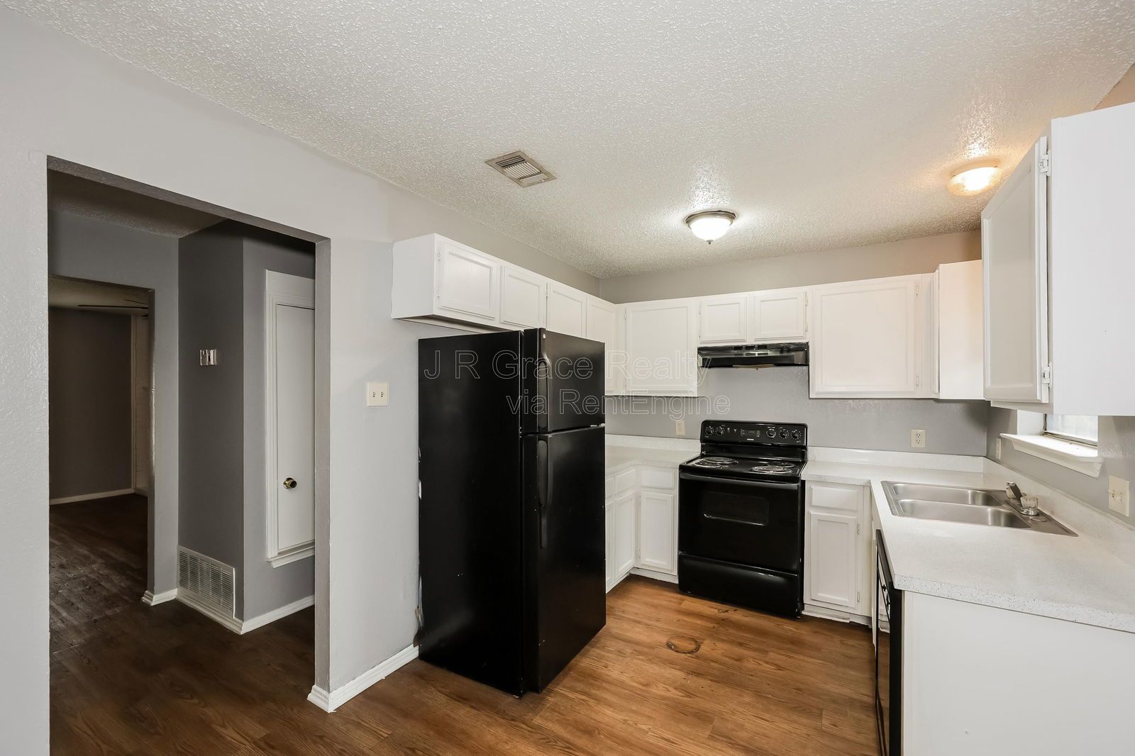 5927Shadydell property image