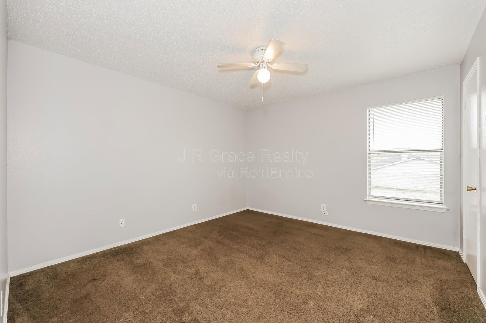 5905Shadydell property image