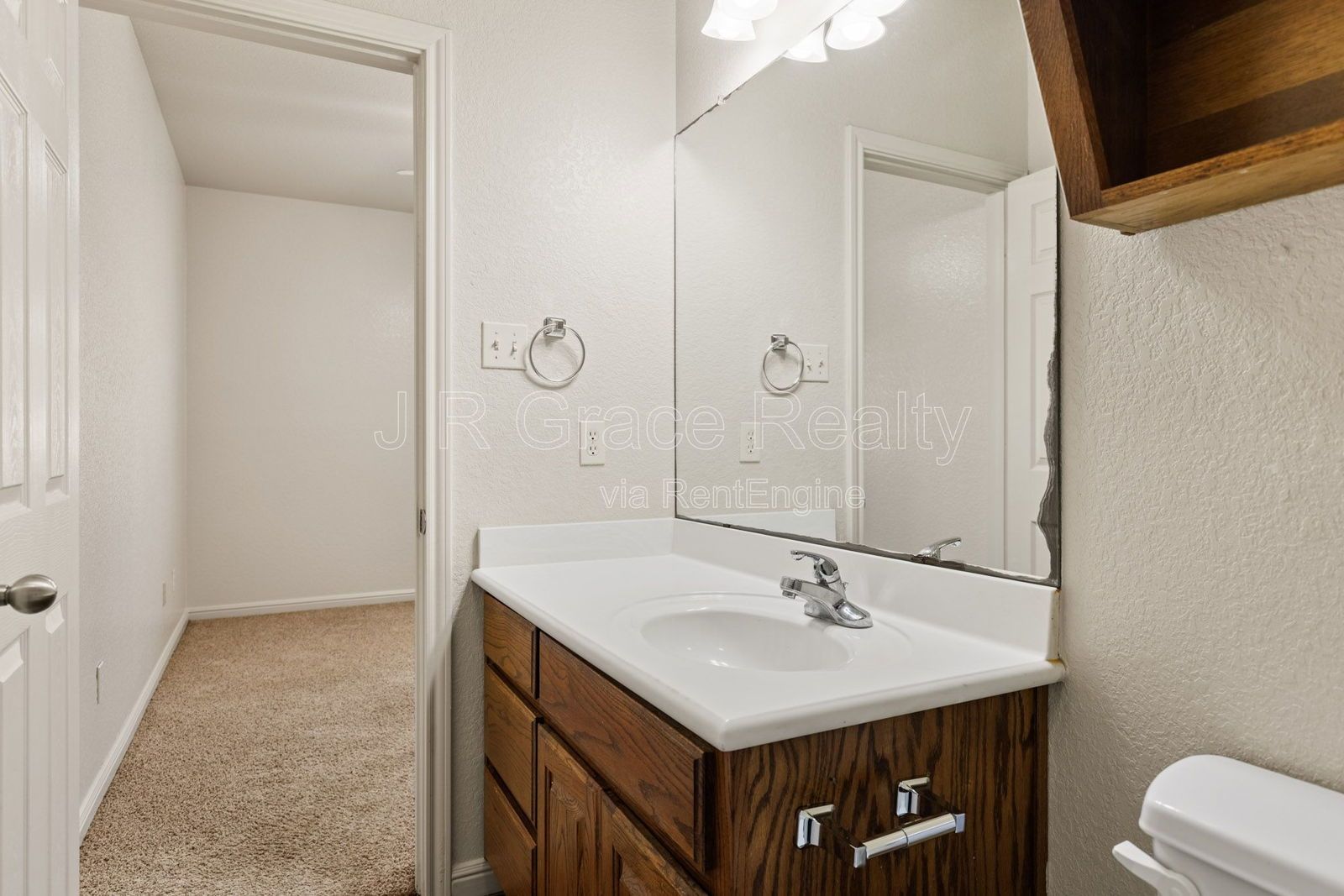 10005 Amber Circle property image