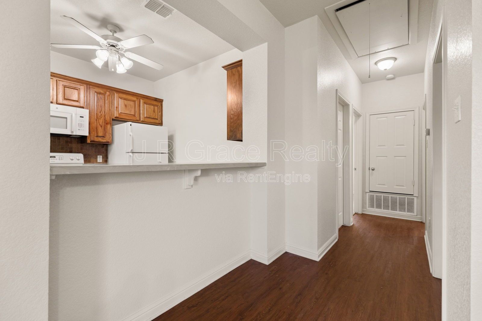 10007 Amber Circle property image