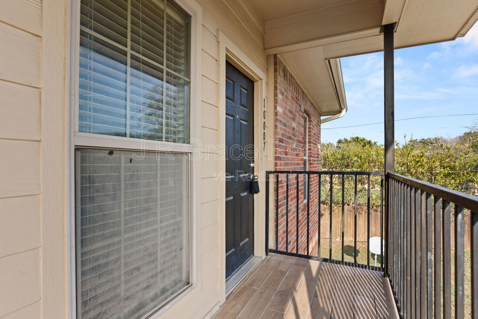 10007 Amber Circle property image