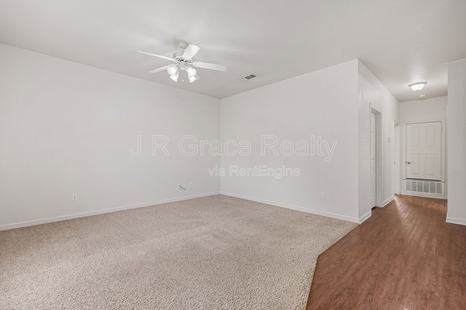 10001 Amber Circle property image