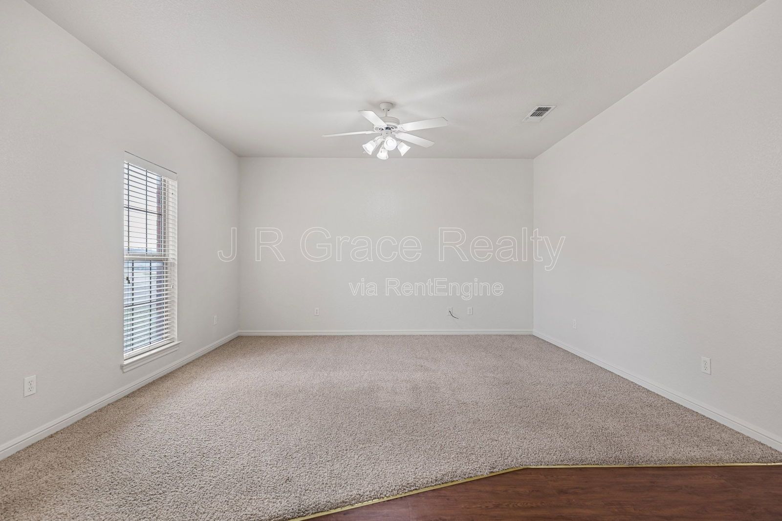 10001 Amber Circle property image