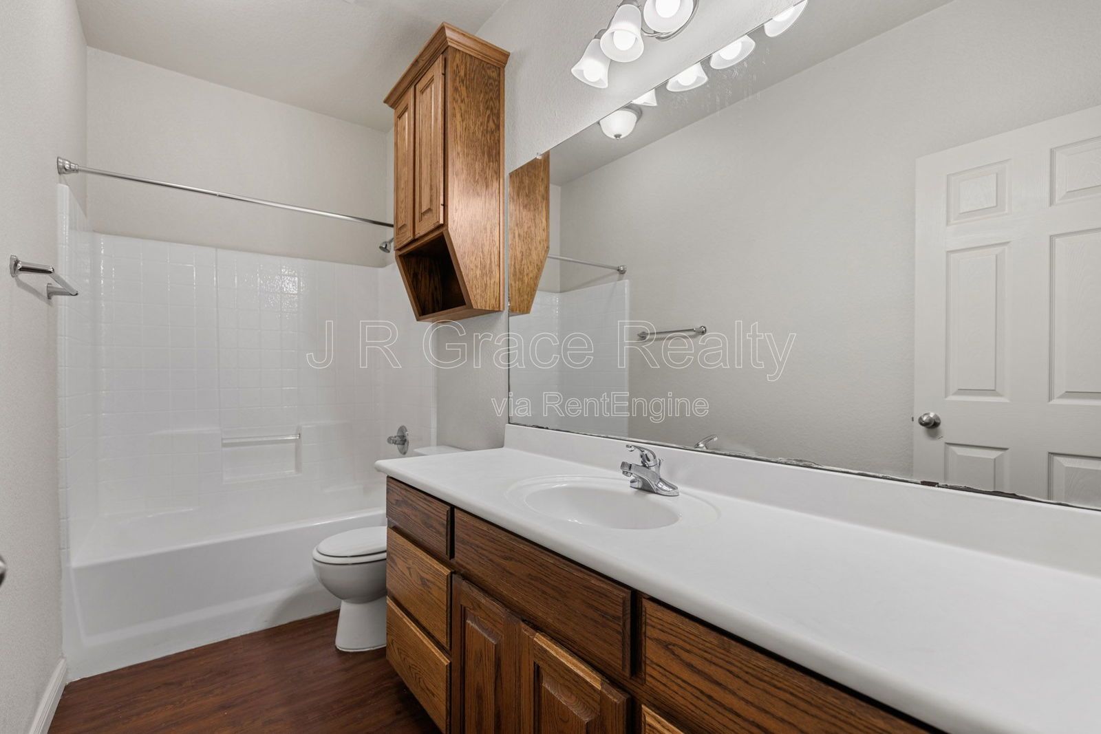 10001 Amber Circle property image