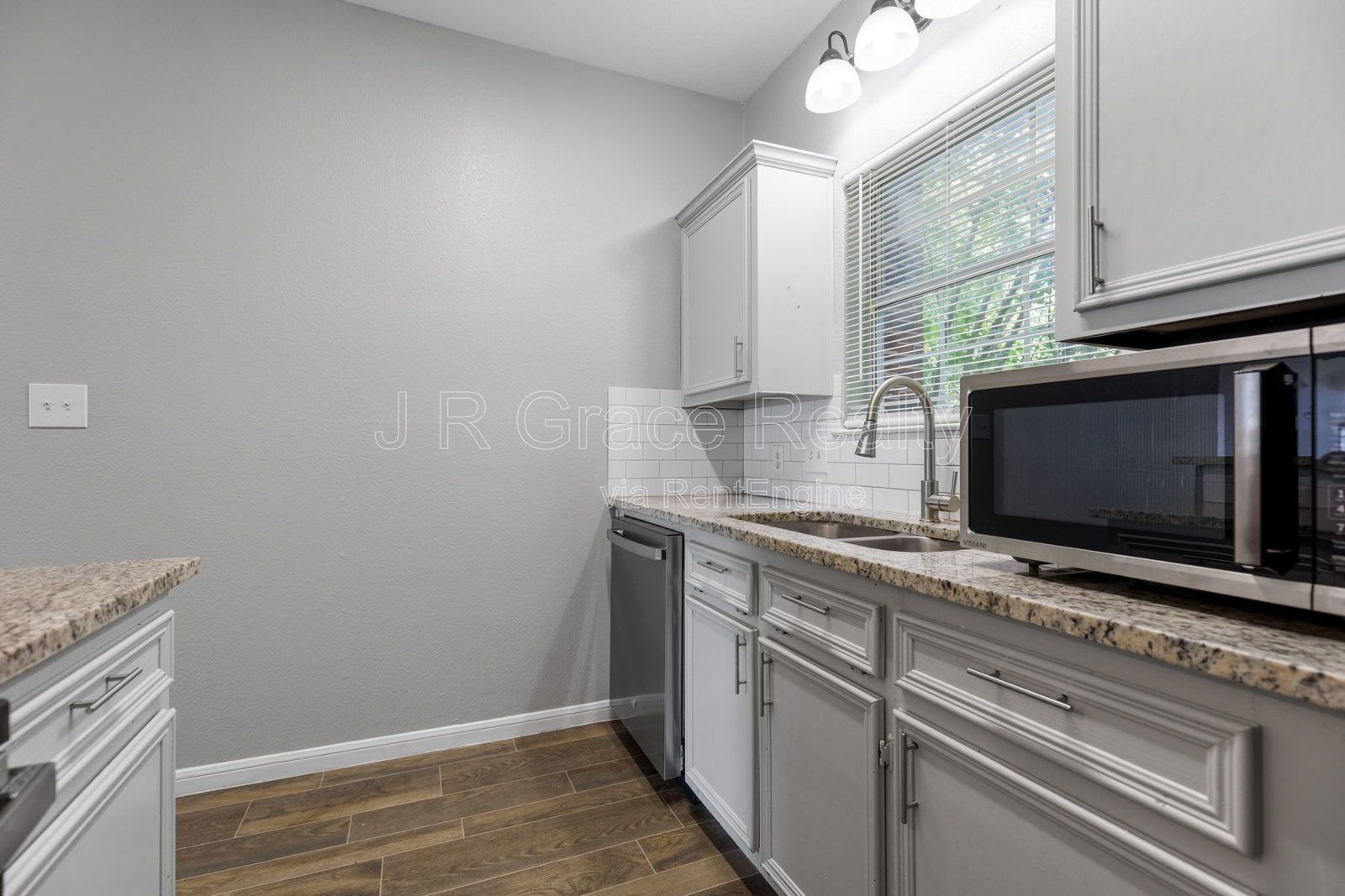 1521 Bagby Unit F property image