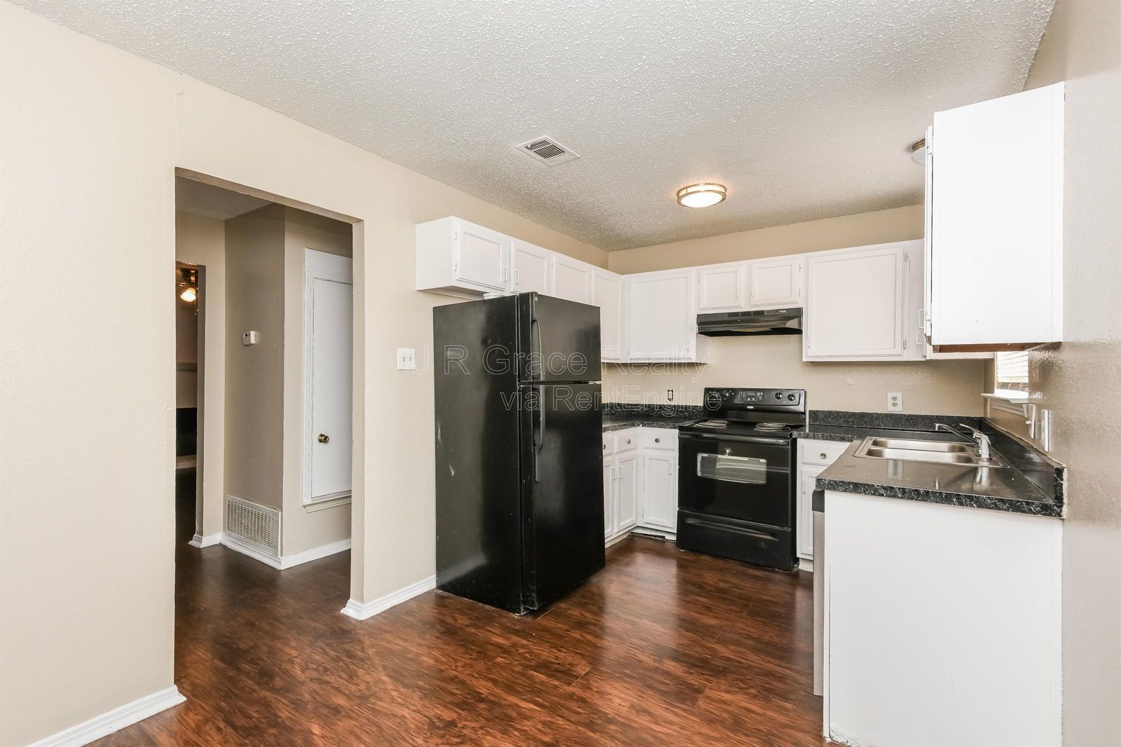 5915Shadydell property image