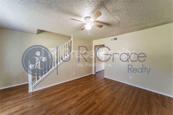 5935Shadydell property image