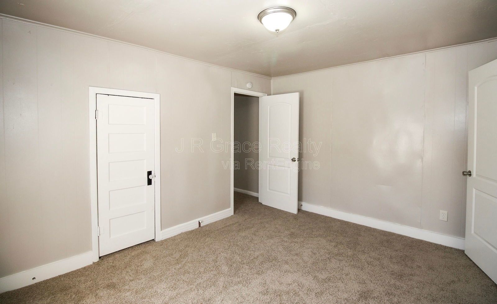933 Houston property image