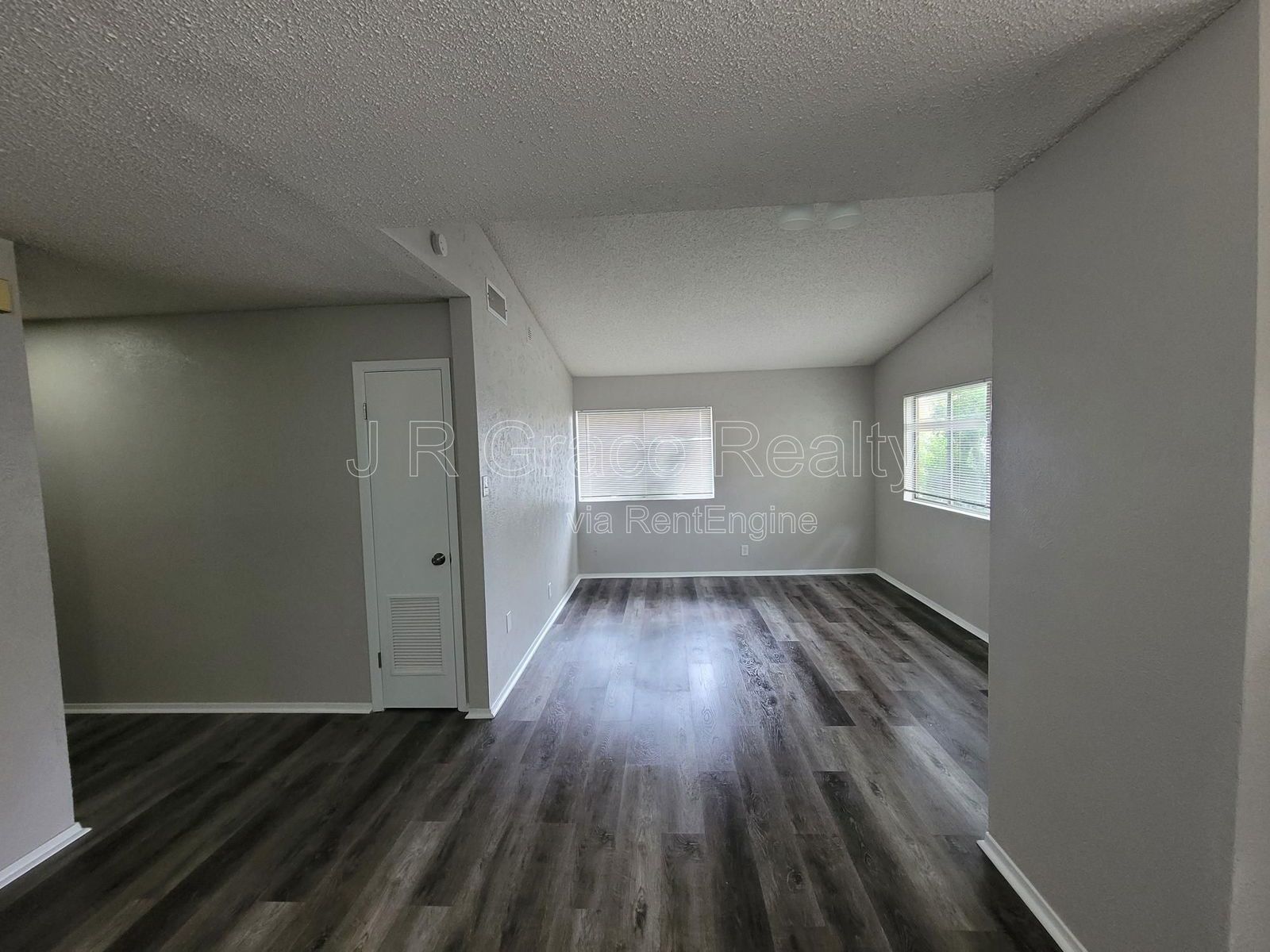 2225 Charboneau property image