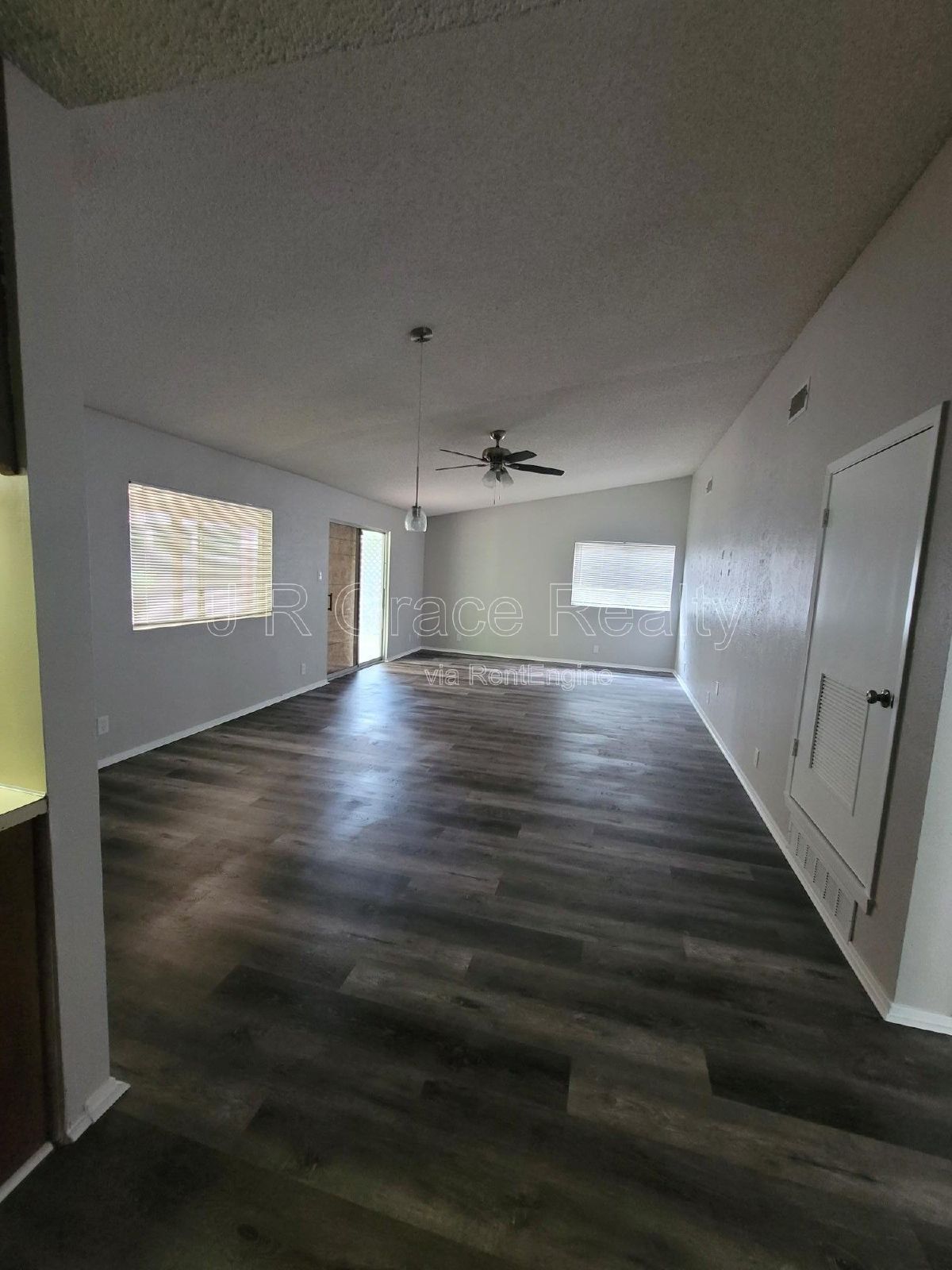 2225 Charboneau property image