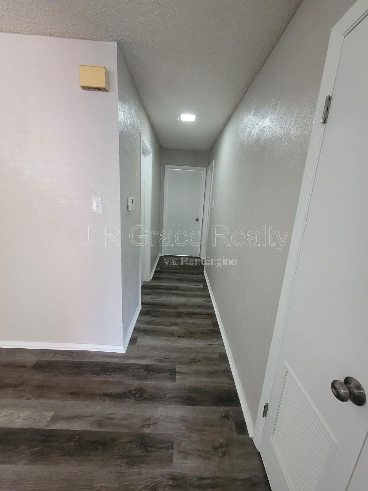 2225 Charboneau property image