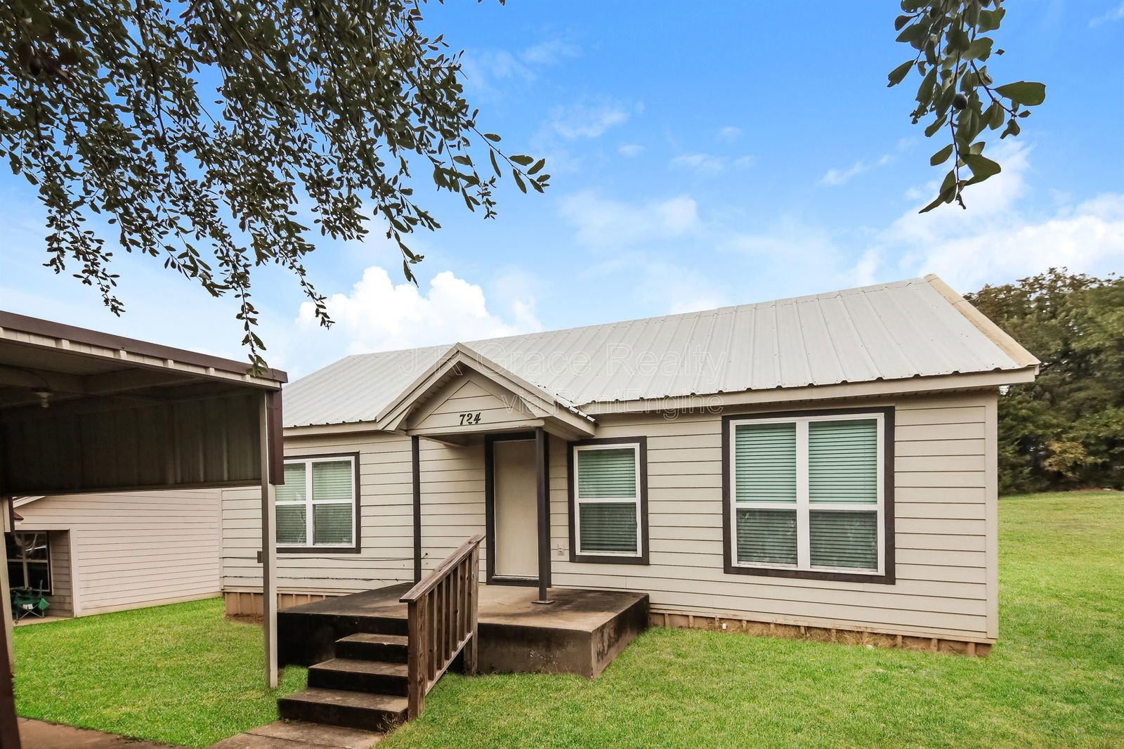 724RRF property image