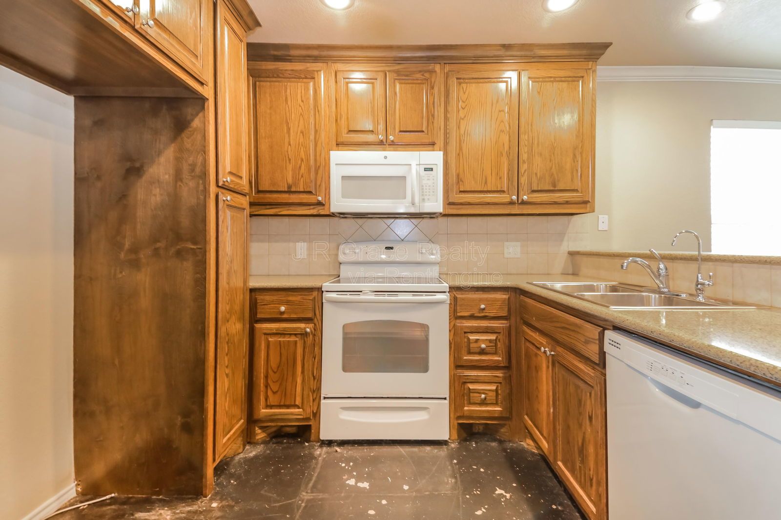 780 RRF property image