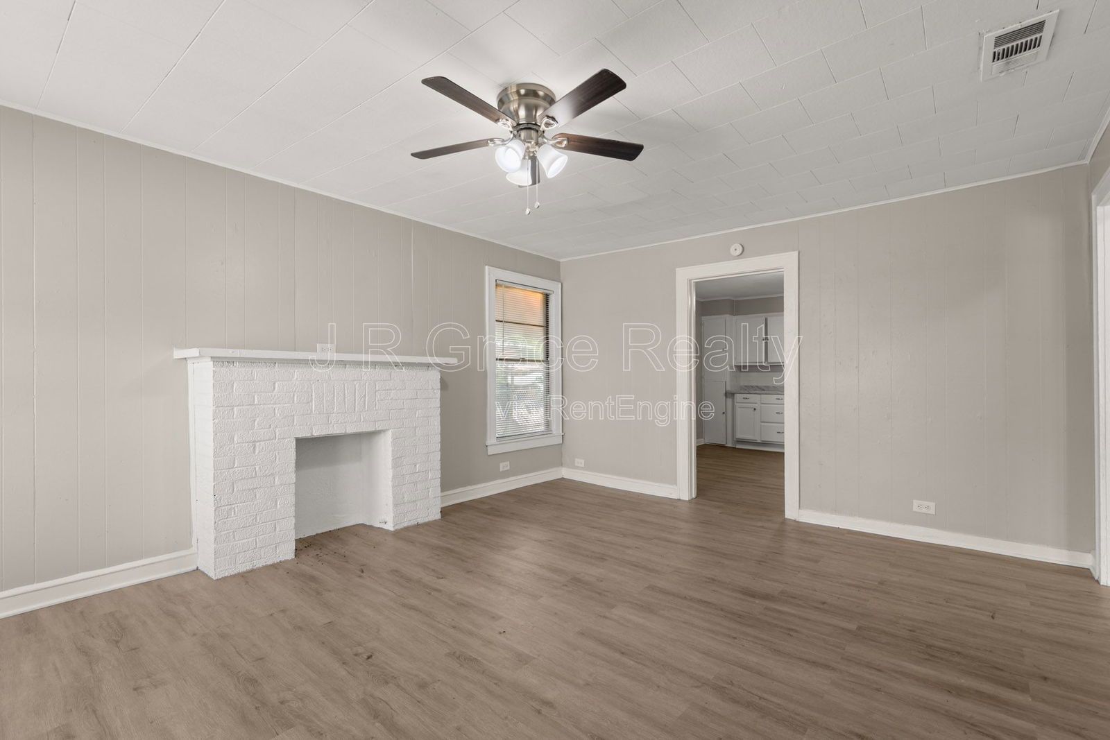 1801 Reuter property image