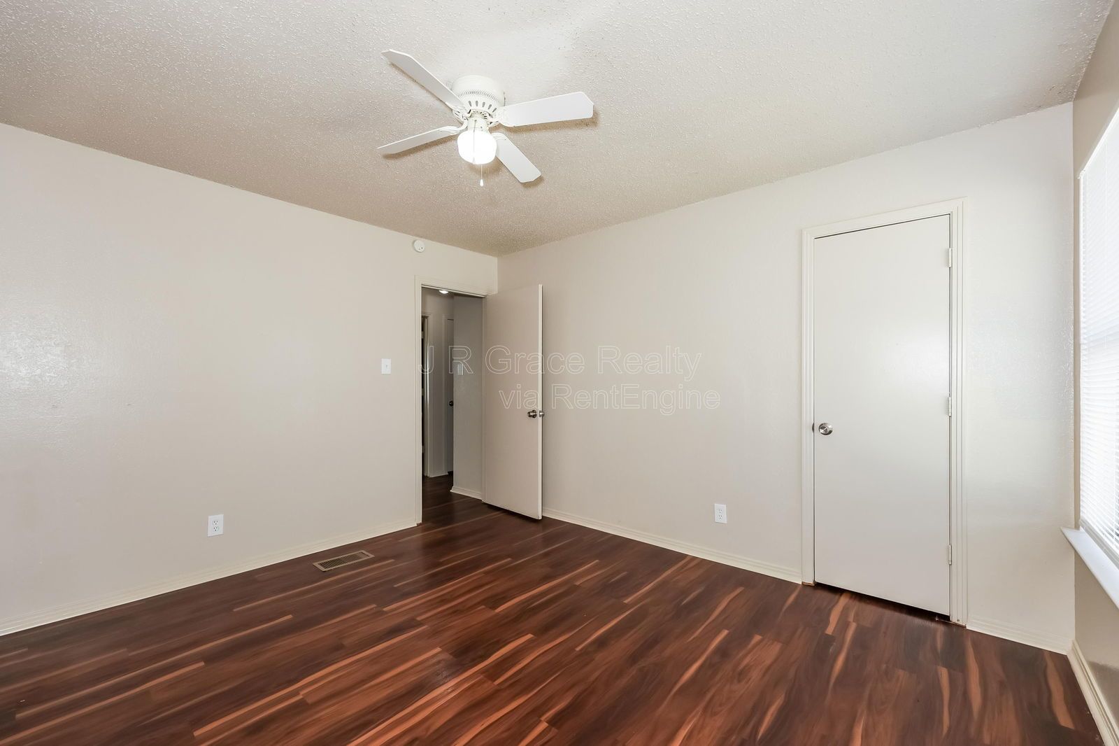 5931Shadydell property image