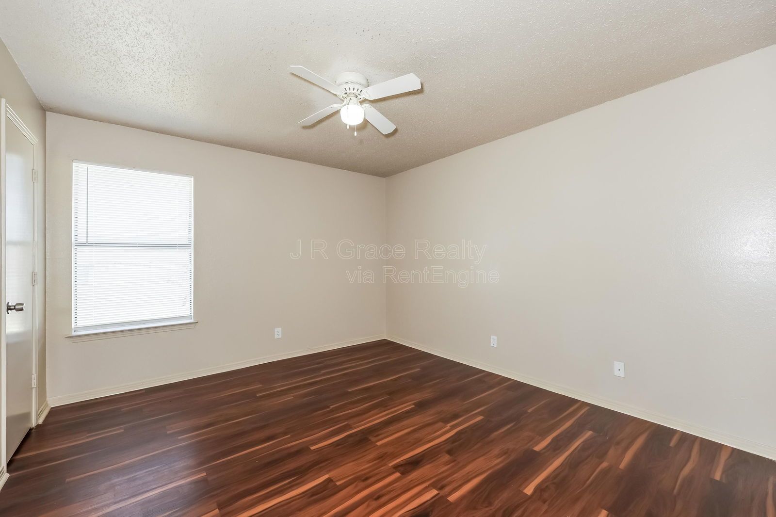 5931Shadydell property image