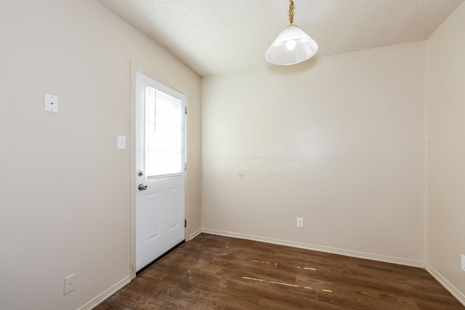 5931Shadydell property image