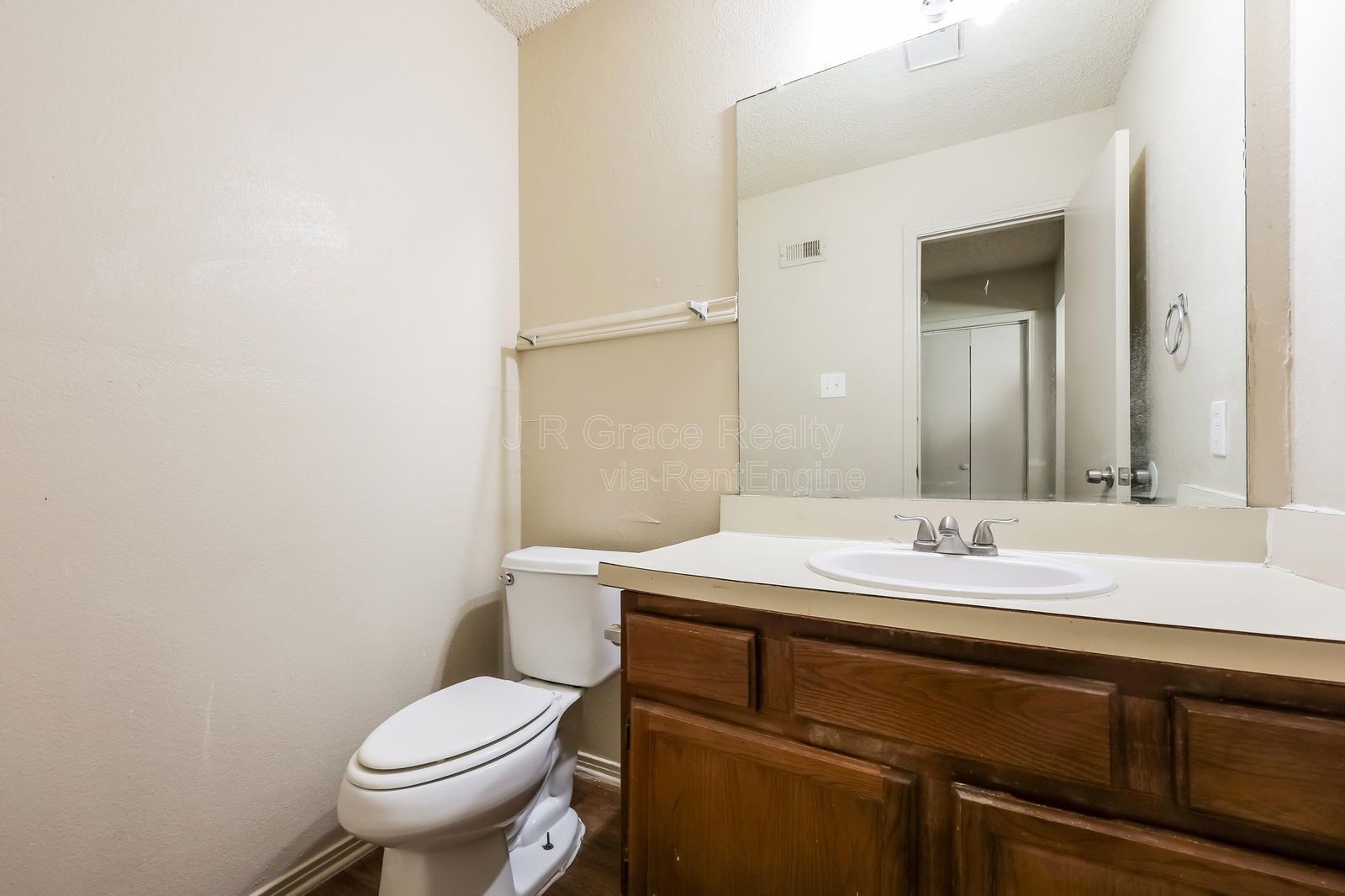 5931Shadydell property image