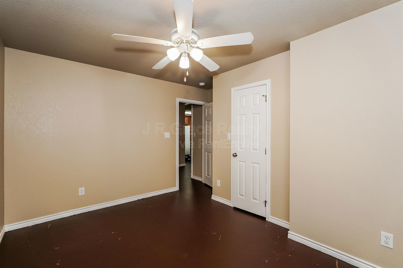 740 RRF property image