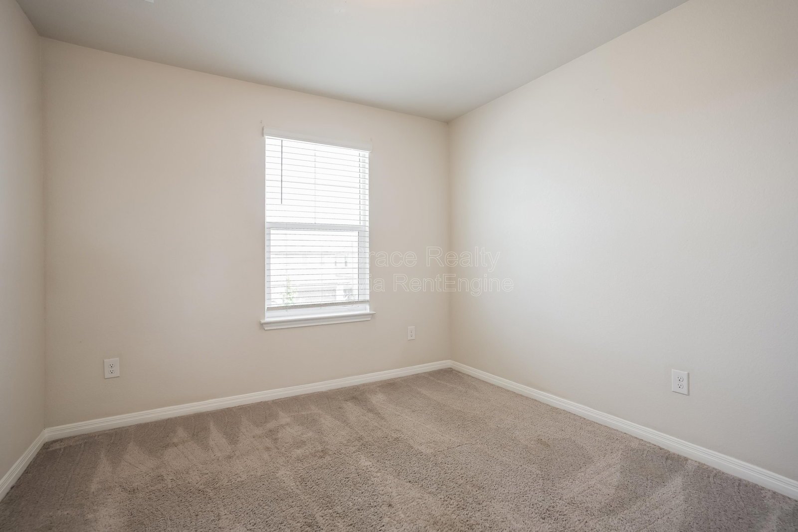 13921Heartland property image