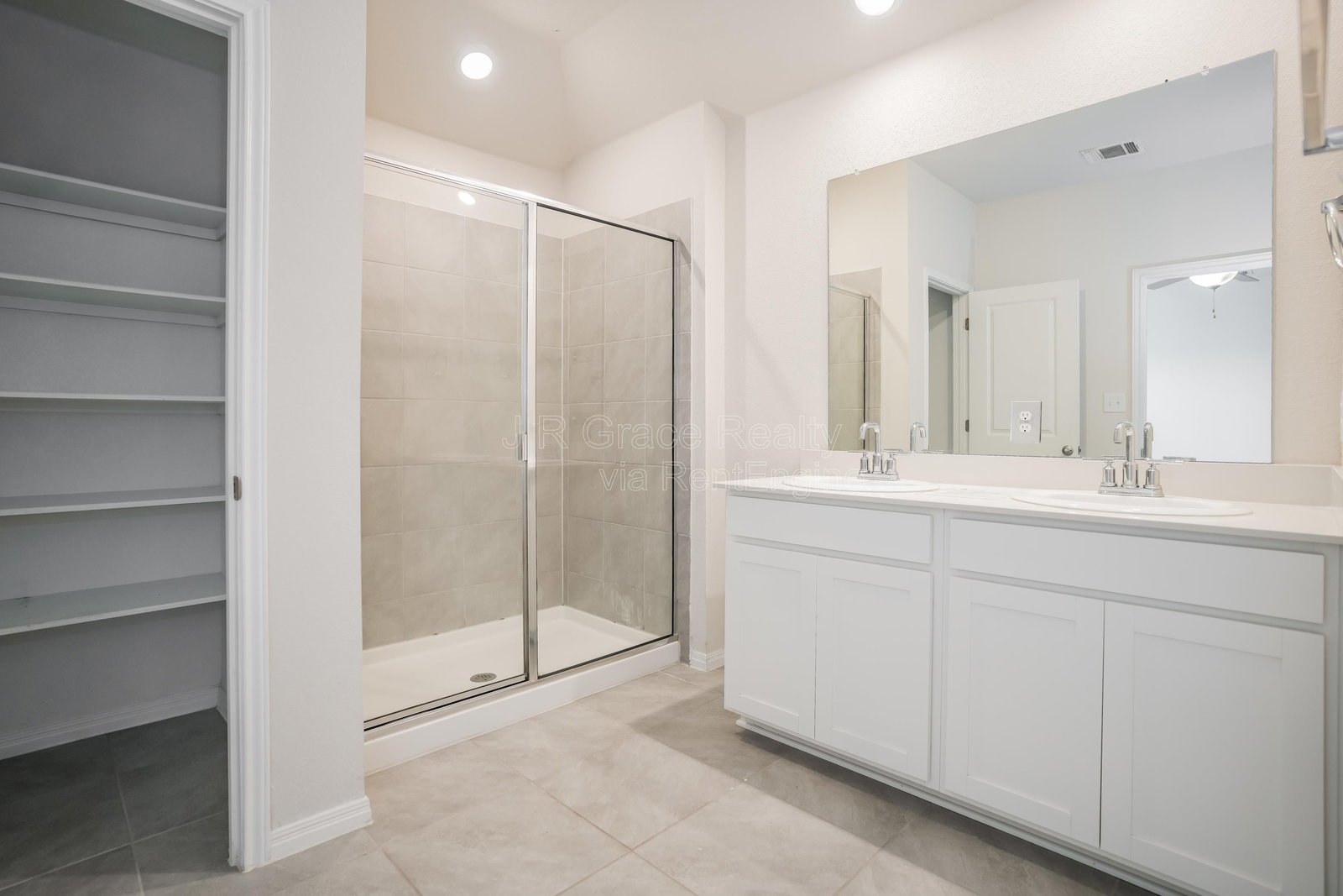 13921Heartland property image