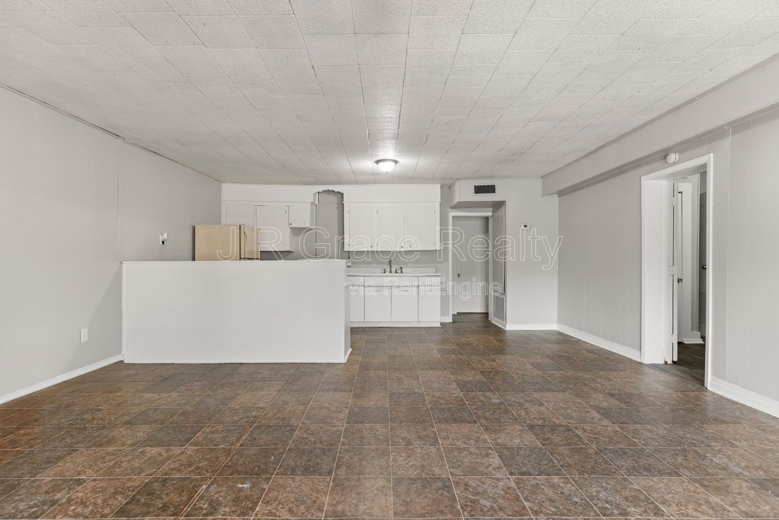 801 E Yeagua St – 2 property image