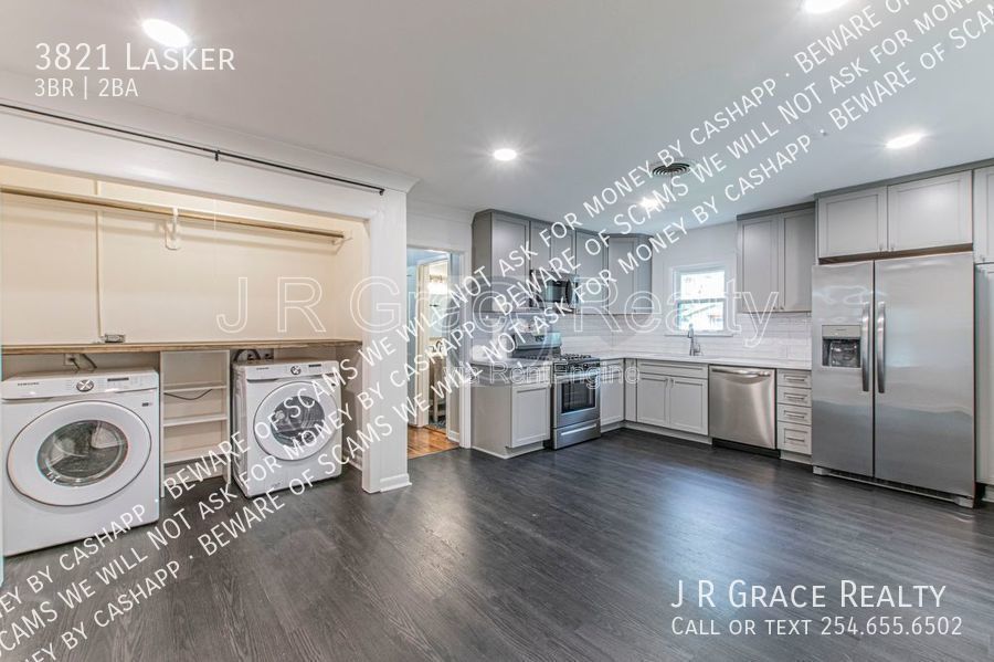 3821 Lasker property image
