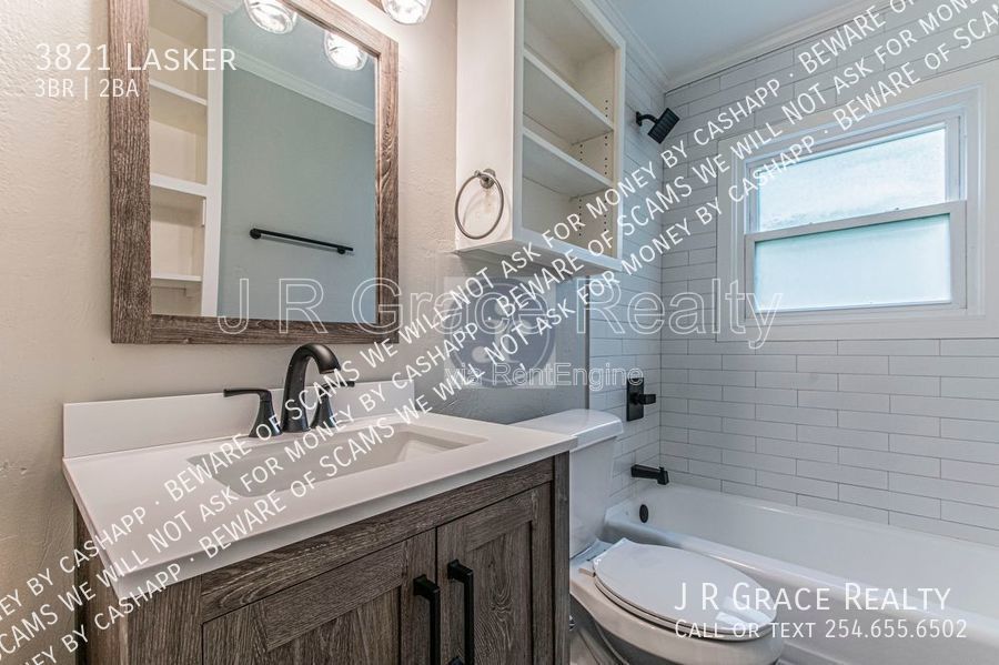 3821 Lasker property image