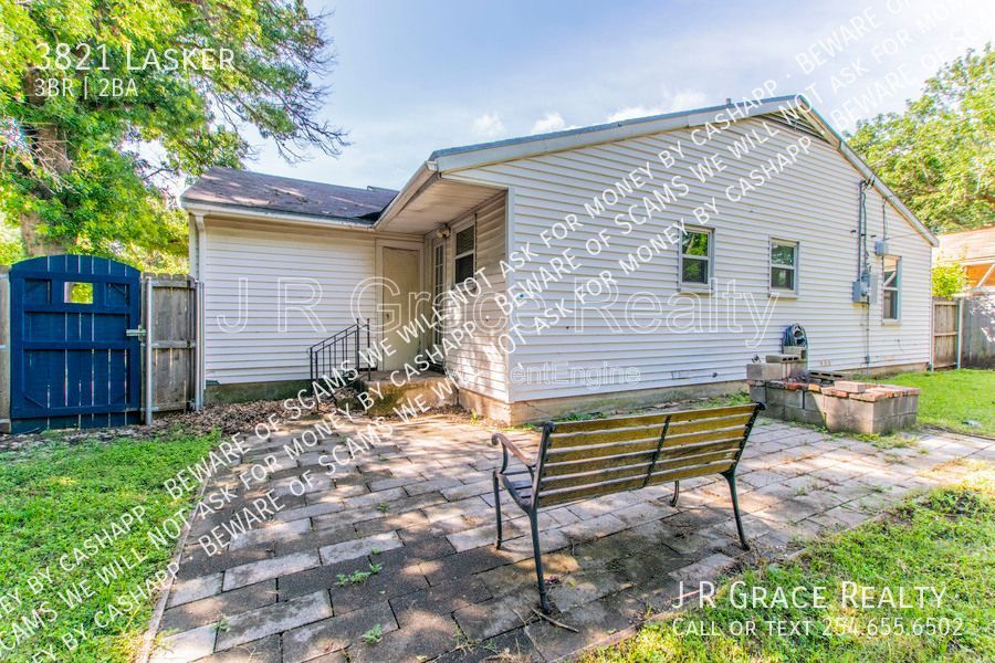 3821 Lasker property image