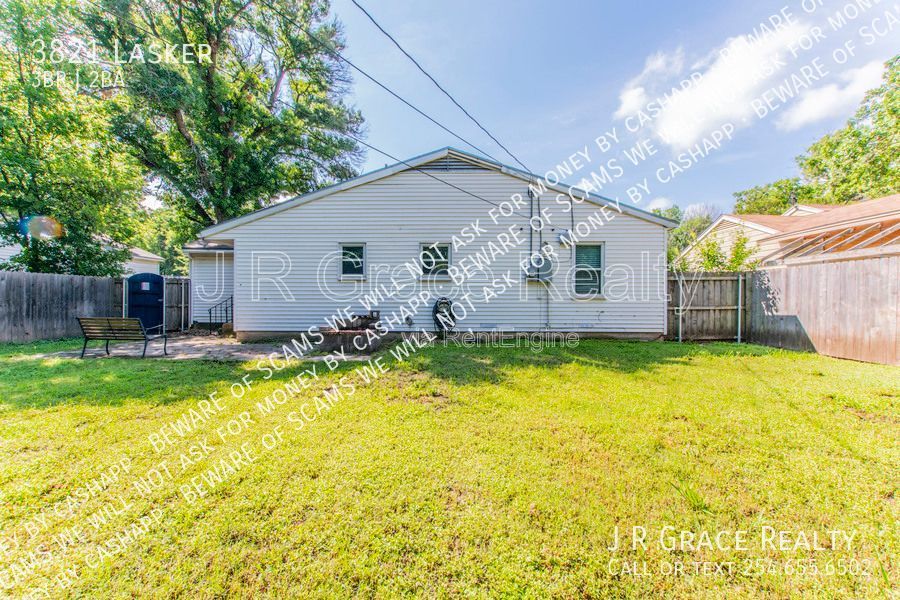 3821 Lasker property image