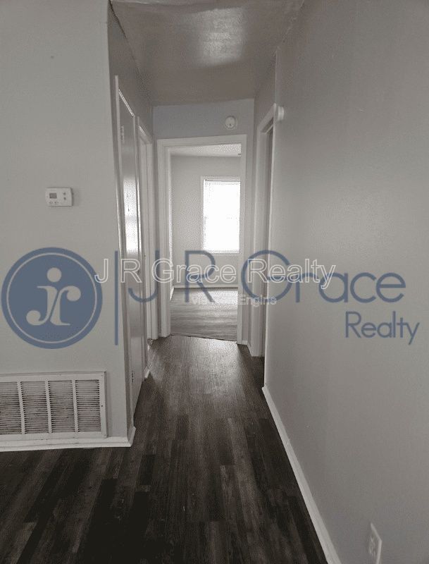 602 E Navarro property image