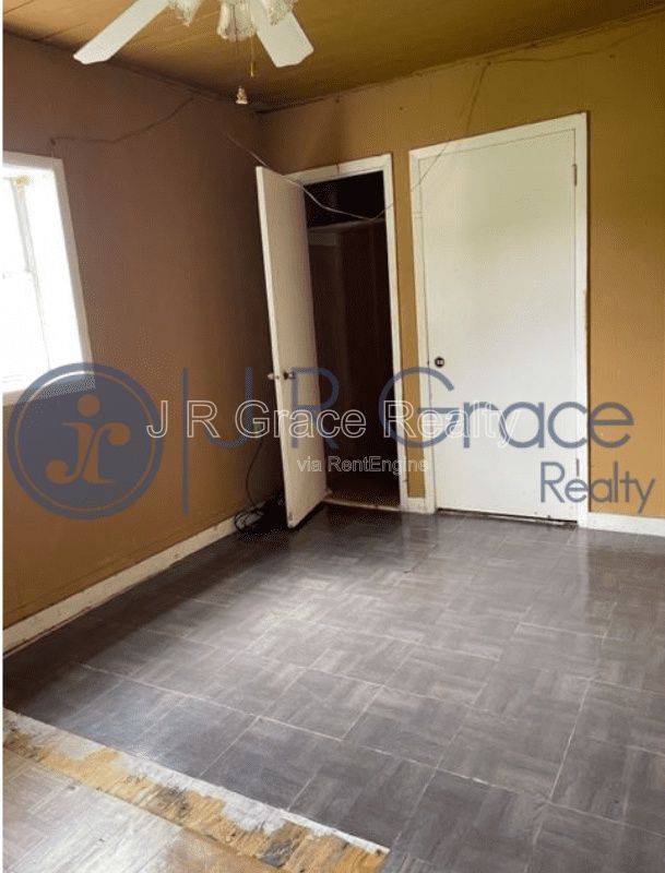 801 E Yeagua St – 1 property image