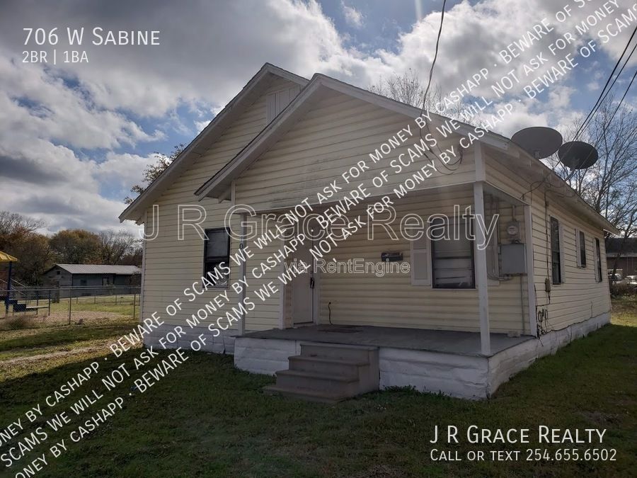 706 W Sabine property image